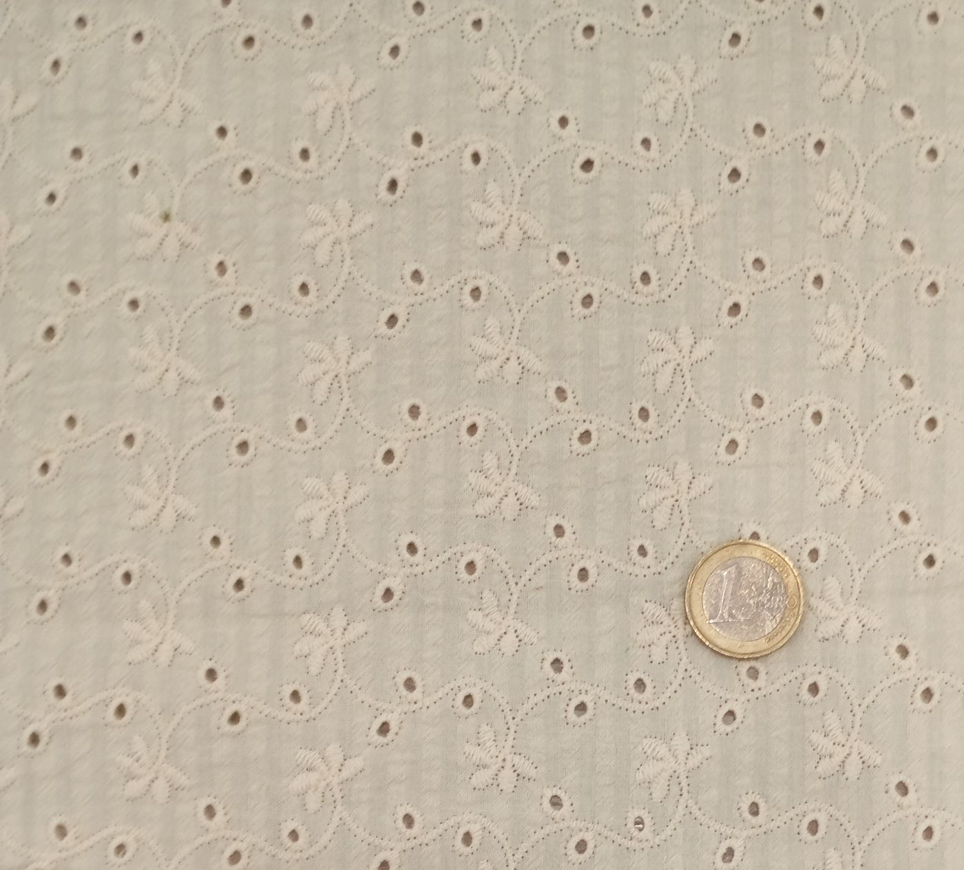 Batista bordada seersucker 3563D c.2